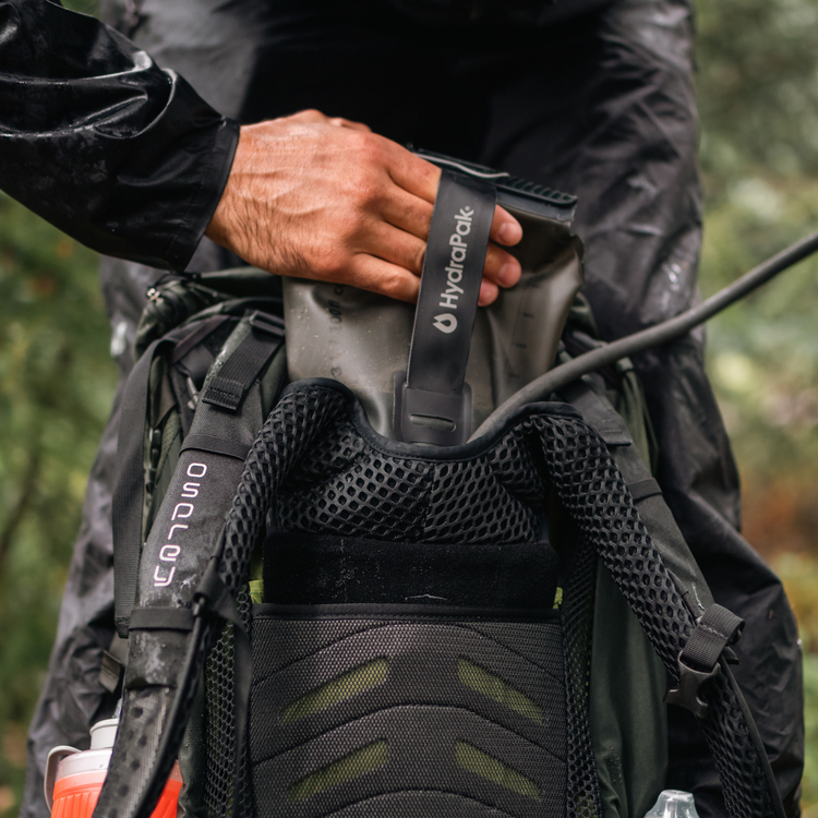 osprey hydration pack filling Escapist Velocity 6L Bike Vest Backpack with Hydrualics Reservoir, Black, L/XL : Sports & Outdoors Review of Hydration Bladders &